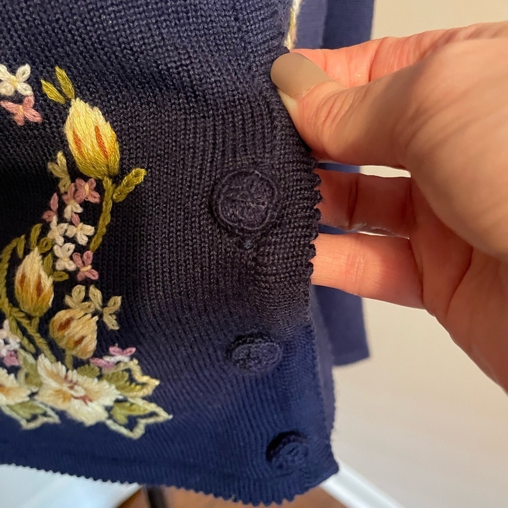 Vintage Susan Bristol Blue Size M Floral Embroidered Cardigan Sweater Cottage - Picture 6 of 12